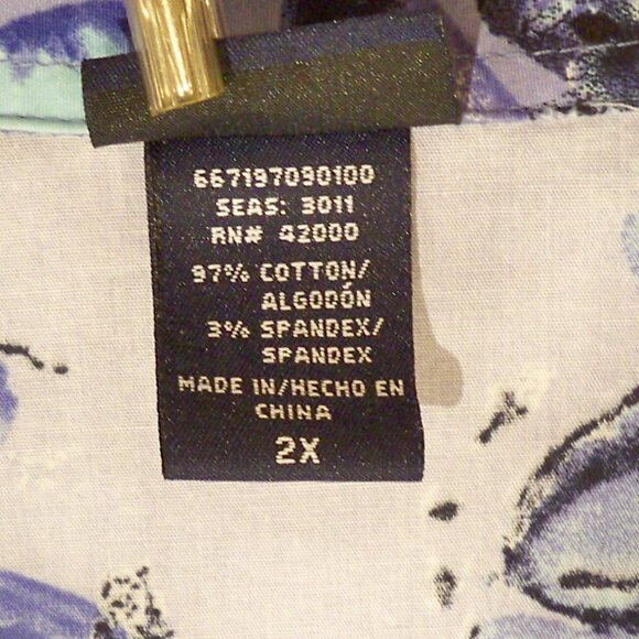 Basic Editions, Blue Floral Button Up Shirt, 2X - Picture 5 of 5